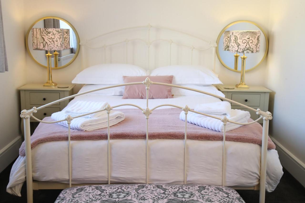 Сasa de vacaciones Burgess Yard 2-bedroom Cottage, *